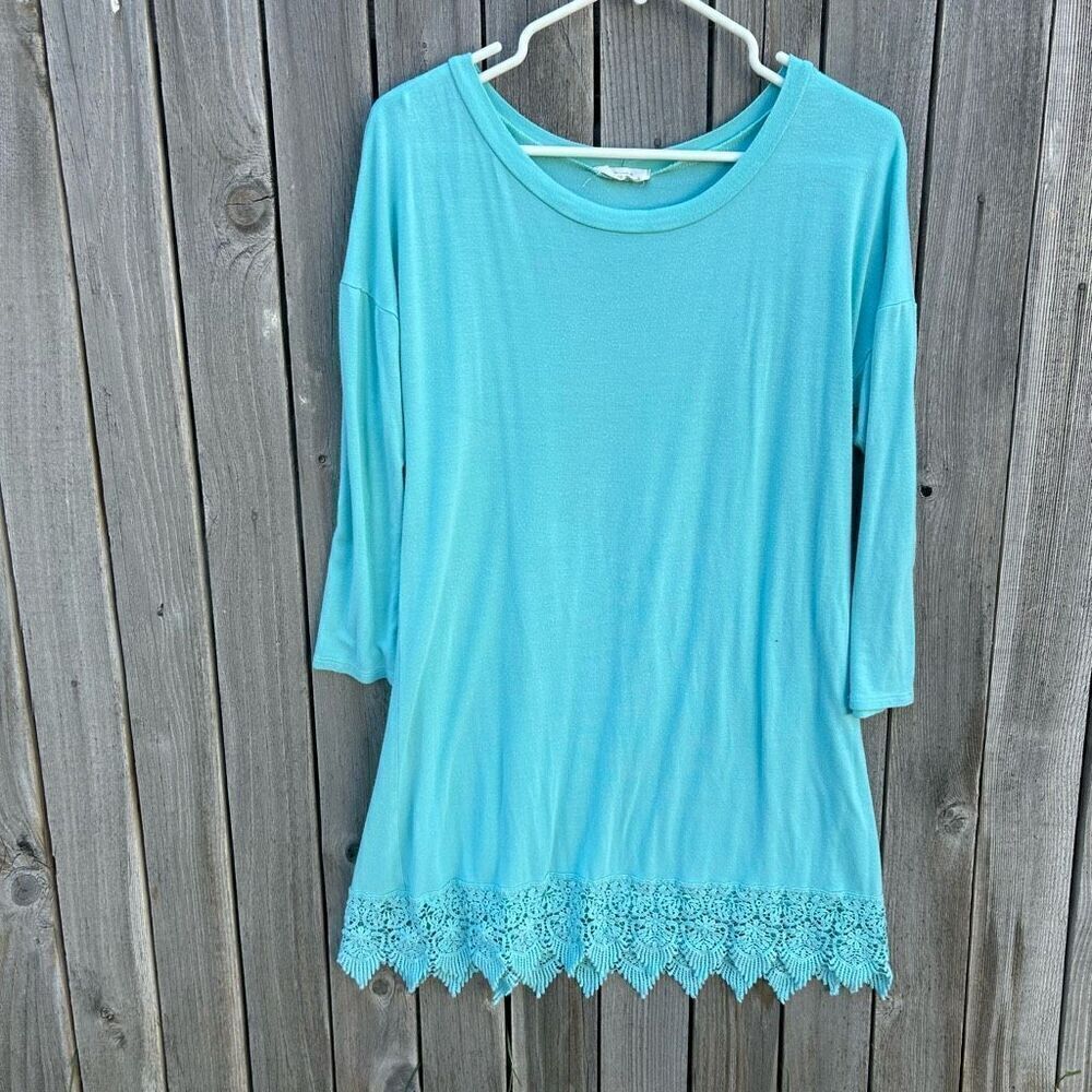 Emerald blouse long sleeve tunic size medium